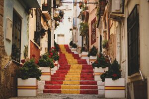 Spain’s Housing Prices Surge by 6.3% in Q1 2024 Amid Robust Demand and Foreign Investment Spain’s Housing Prices Surge by 6.3% in Q1 2024 Amid Robust Demand and Foreign Investment