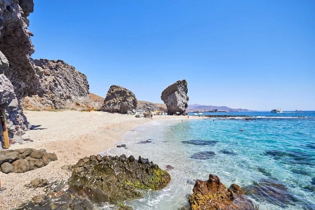 Guide: Beaches Of Almeria 2 Playadelosmuertos