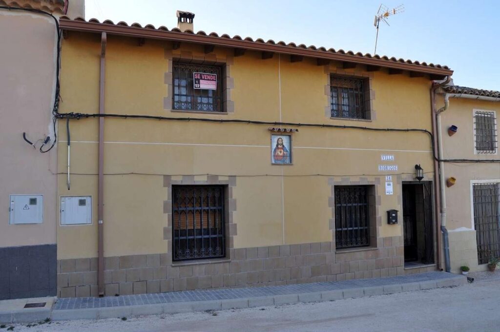 Townhouse for sale in Pinoso