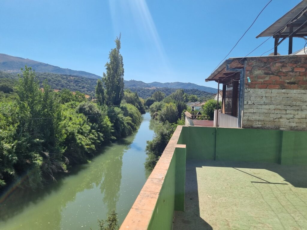 Commercial for sale in Cortes De La Frontera