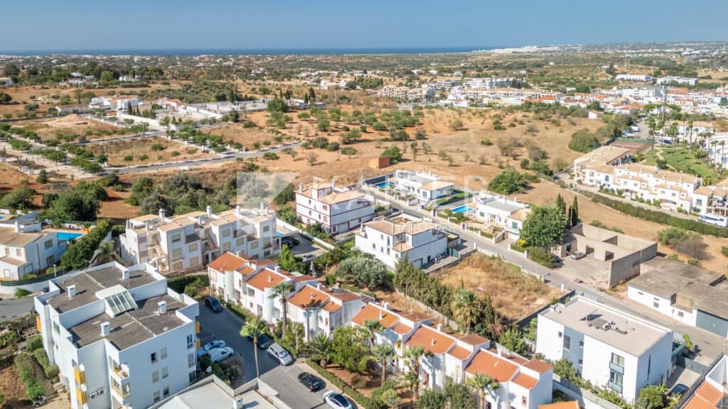 Town House for sale in Albufeira