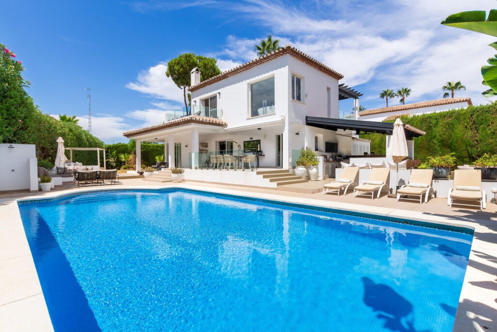 House - Detached Villa for sale in Marbella