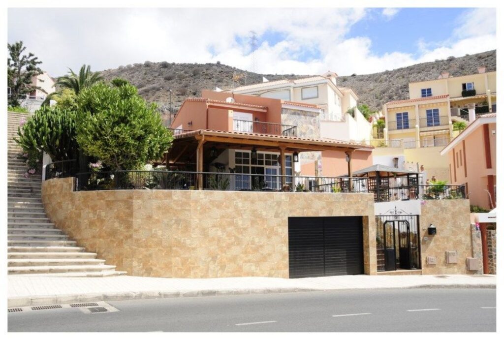 villa for sale in Arguineguin